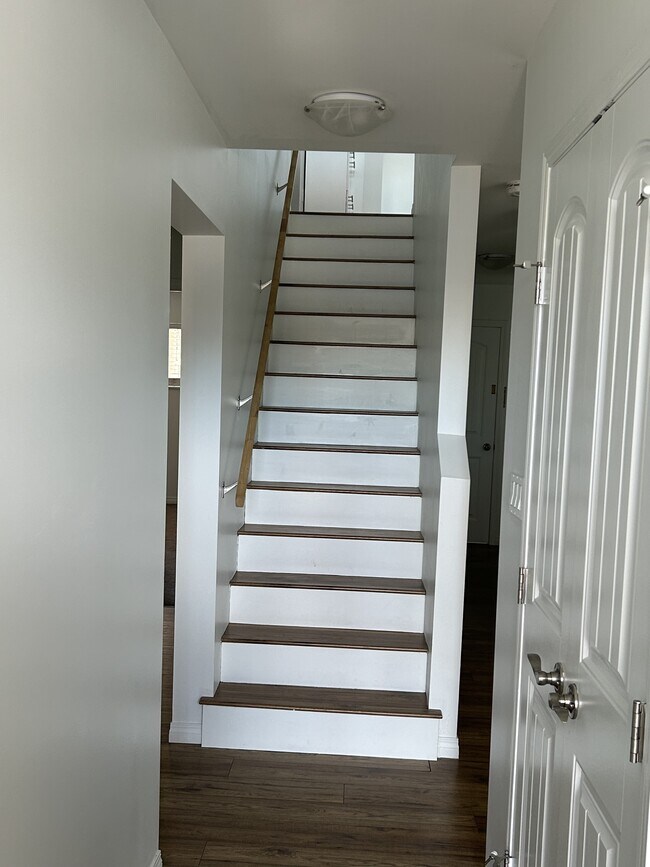 12521-12577 77 St NW in Edmonton, AB - Building Photo - Building Photo