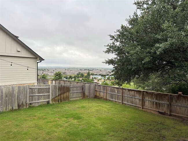 134 Roseheath Ln in Liberty Hill, TX - Building Photo - Building Photo