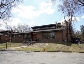 1132 Broadview Ave in Toronto, ON - Building Photo