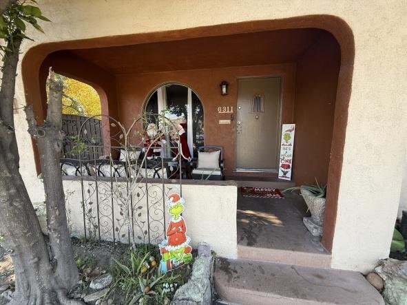 6311 Heliotrope Ave in Bell, CA - Building Photo - Building Photo