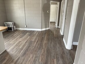 2350 Booker St in Winston-Salem, NC - Building Photo - Building Photo