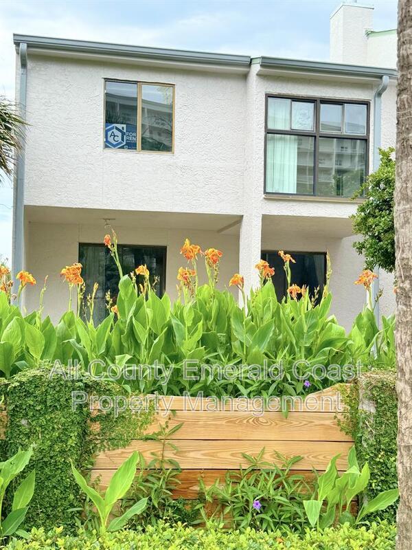 930 Gulf Shore Dr