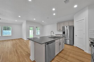 14213 Wonder Lake Ln, Unit 6641 in Conroe, TX - Building Photo - Building Photo