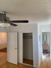 4425 W 159th St, Unit Unit 1 in Lawndale, CA - Foto de edificio - Building Photo