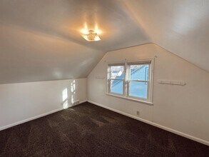 605 12th St N in Moorhead, MN - Building Photo - Building Photo