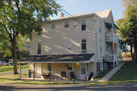 2527 - 2529 Herr St in Penbrook, PA - Foto de edificio - Building Photo