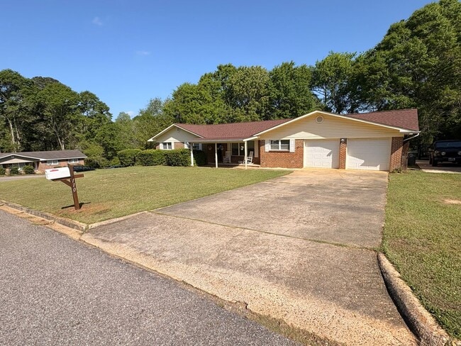 property at 110 W Emerald Dr