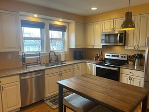 157 Mauran Ave in East Providence, RI - Building Photo - Building Photo