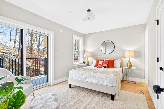 584 Cambridge St, Unit 3 in Boston, MA - Building Photo - Building Photo