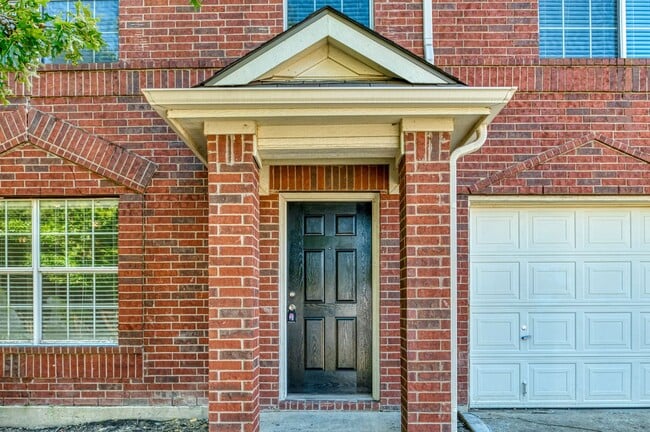 property at 3001 Sawgrass Dr