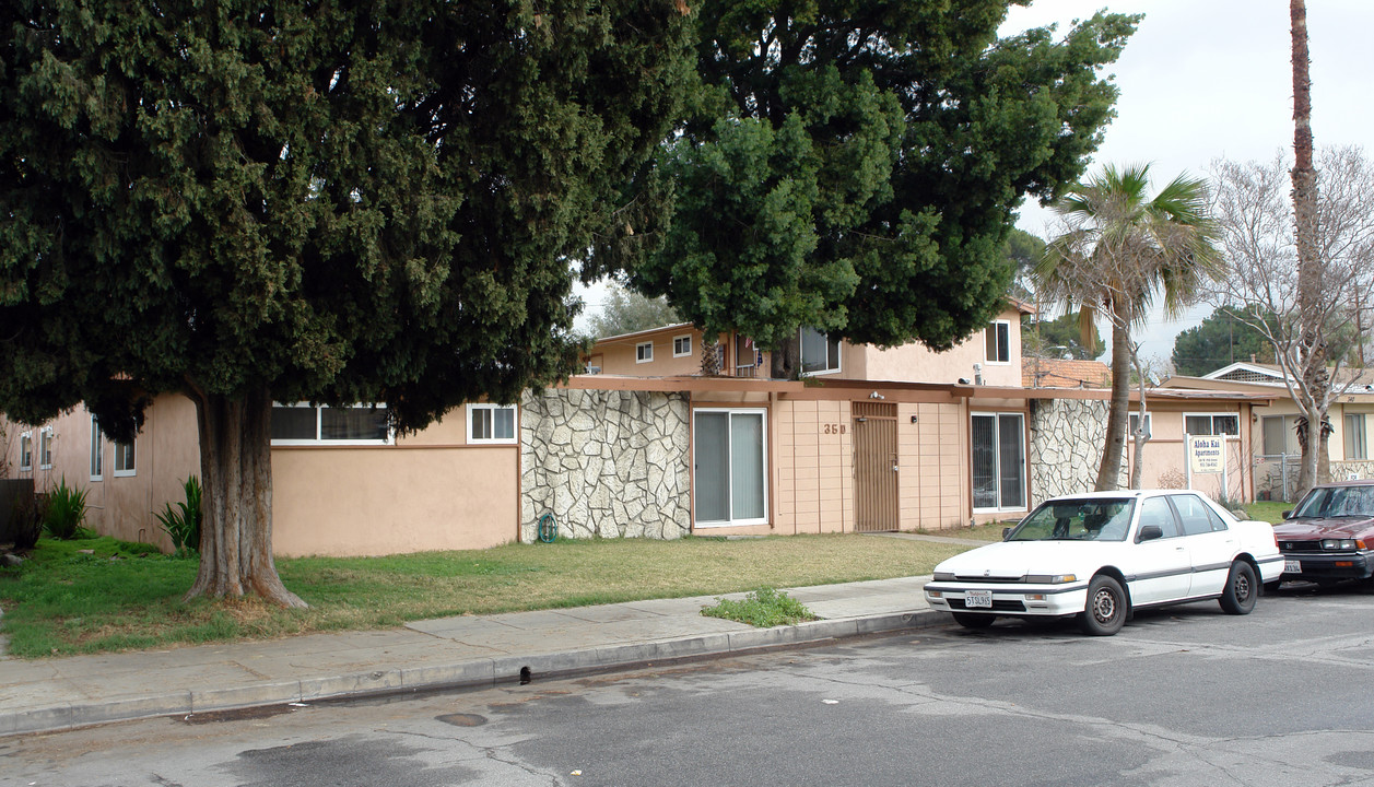 350 W 19th St in San Bernardino, CA - Building Photo