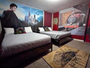 8950 Bismarck Palm Rd in Kissimmee, FL - Building Photo - Building Photo