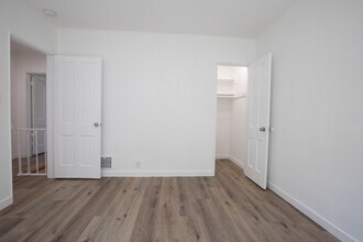 1324 Devon Ave in Los Angeles, CA - Building Photo - Building Photo