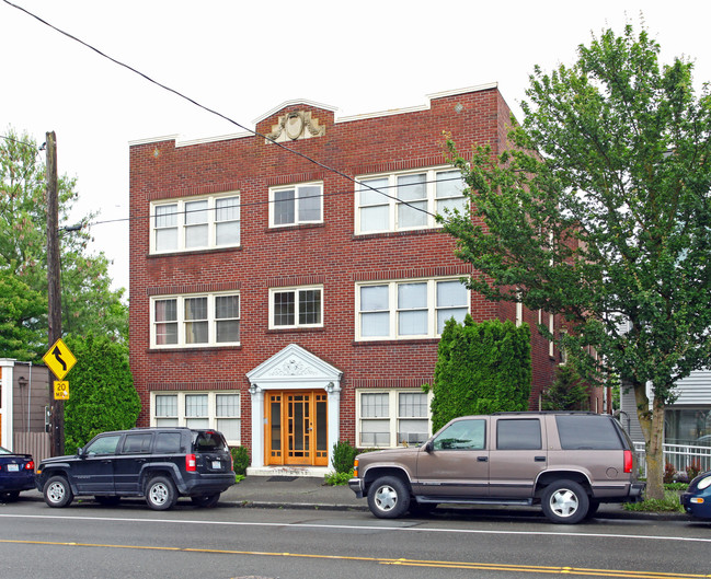 Phinney Apartments in Seattle, WA - Building Photo - Building Photo