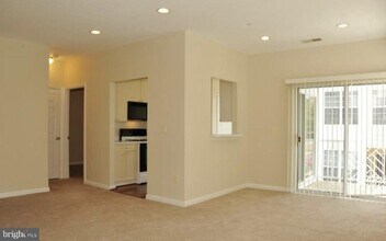 5928 Founders Crossing Ct in Alexandria, VA - Building Photo - Building Photo
