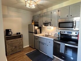 320 N Jefferson St in Brownsburg, IN - Building Photo