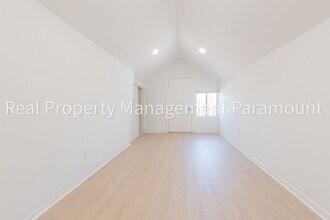 433 W 56th St in Los Angeles, CA - Foto de edificio - Building Photo