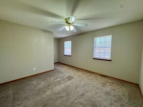 1413 Adams St in Ottawa, IL - Building Photo - Building Photo