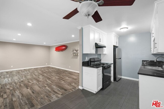 1939 Selby Ave in Los Angeles, CA - Building Photo - Building Photo