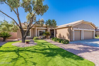 1245 E San Carlos Way in Chandler, AZ - Building Photo - Building Photo