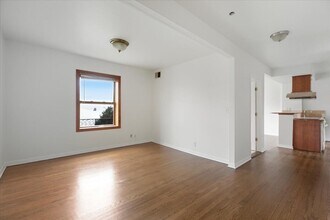 3558 W Cortland St in Chicago, IL - Foto de edificio - Building Photo