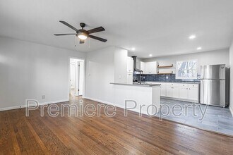 7306 Elm Ave in Raytown, MO - Building Photo - Building Photo