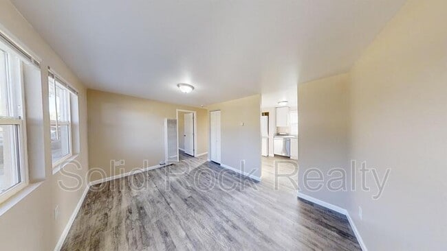 2405 E St Vrain St in Colorado Springs, CO - Foto de edificio - Building Photo