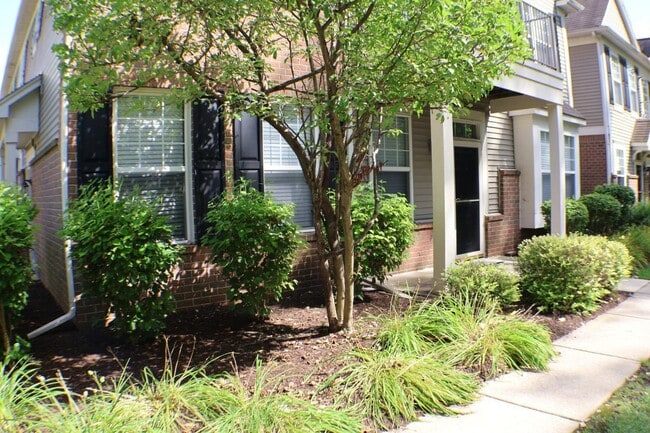 2268 Arcadia Dr in Canton Township, MI - Building Photo - Building Photo