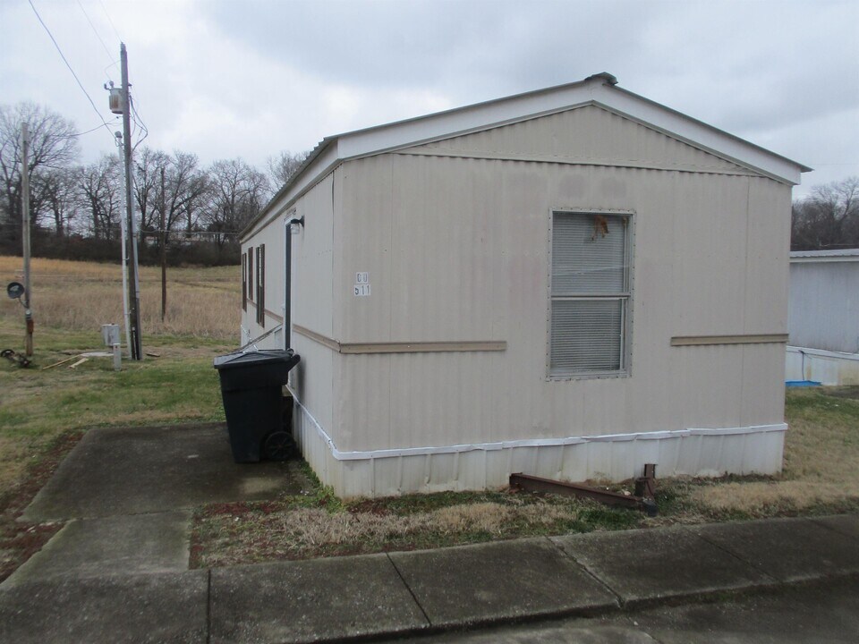 511 Kayla St in Oak Grove, KY - Building Photo