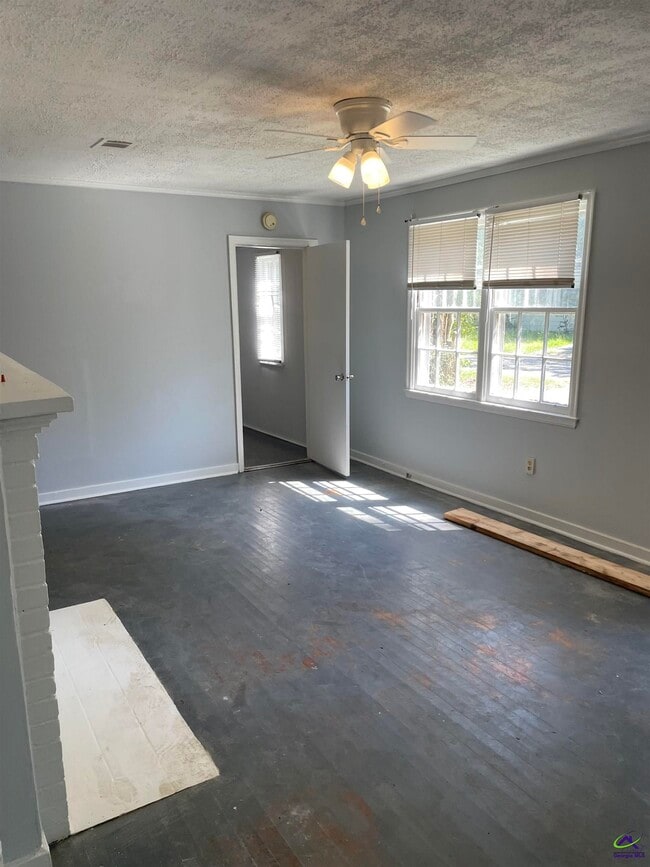 216 Meadowdale Dr in Warner Robins, GA - Building Photo - Building Photo