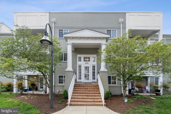 property at 4191 S Four Mile Run Dr