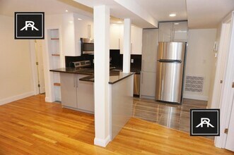 1803 Beacon St in Brookline, MA - Building Photo - Building Photo