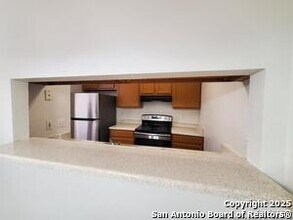 124 Whisper Way in Boerne, TX - Building Photo - Building Photo