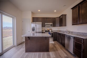3731 Castle Dr in Dover, PA - Building Photo - Building Photo