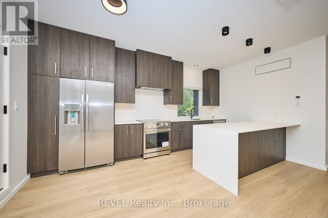 property at 5361 Valley Wy