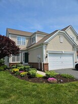5263 Blue Sky Dr in Orefield, PA - Building Photo