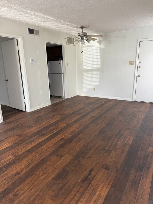 2021 Austin Ave in Waco, TX - Building Photo - Building Photo