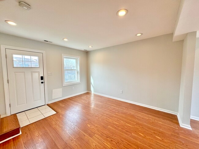 1151 Summit St NE in Washington, DC - Foto de edificio - Building Photo
