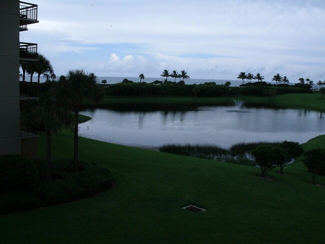 301 S Seas Dr-Unit -301 in Jupiter, FL - Building Photo - Building Photo