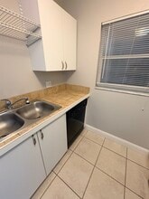 4870 S Atlantic Ave in New Smyrna Beach, FL - Building Photo - Building Photo