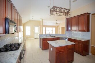 3006 Reindeer Crescent in Missouri City, TX - Foto de edificio - Building Photo