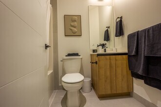 The Leston in Edmonton, AB - Building Photo - Building Photo