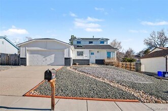 7569 Red Mountain Dr in Colorado Springs, CO - Foto de edificio - Building Photo