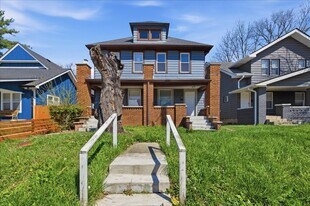 4114 E Washington St in Indianapolis, IN - Building Photo
