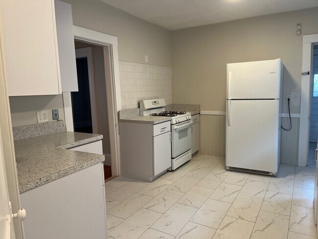 145 Winsor Ave in Watertown, MA - Building Photo - Building Photo