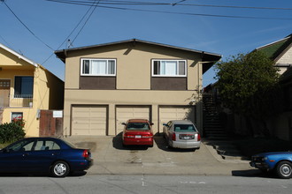 542 Baden Ave in South San Francisco, CA - Foto de edificio - Building Photo