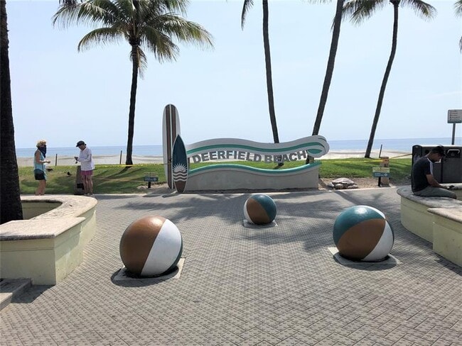 2814 SW Natura Blvd in Deerfield Beach, FL - Building Photo - Building Photo