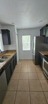6336 Timberly Ln in Zephyrhills, FL - Building Photo