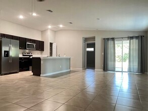 1133 SW Ingrassina Ave in Port St. Lucie, FL - Building Photo - Building Photo