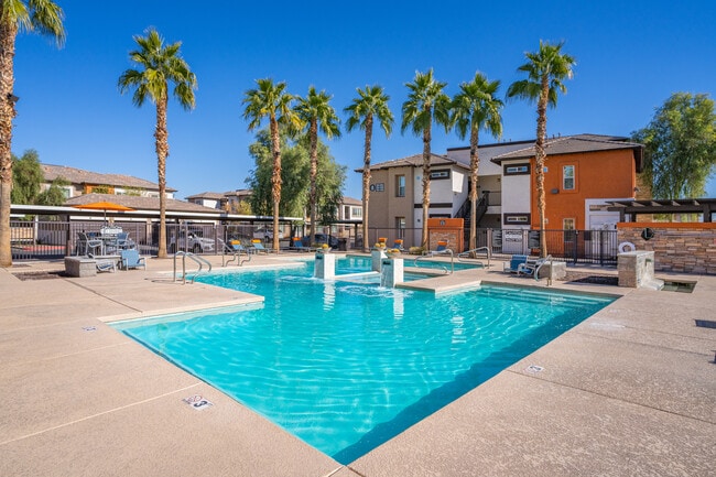 The Place at Santana Village in Peoria, AZ - Foto de edificio - Building Photo